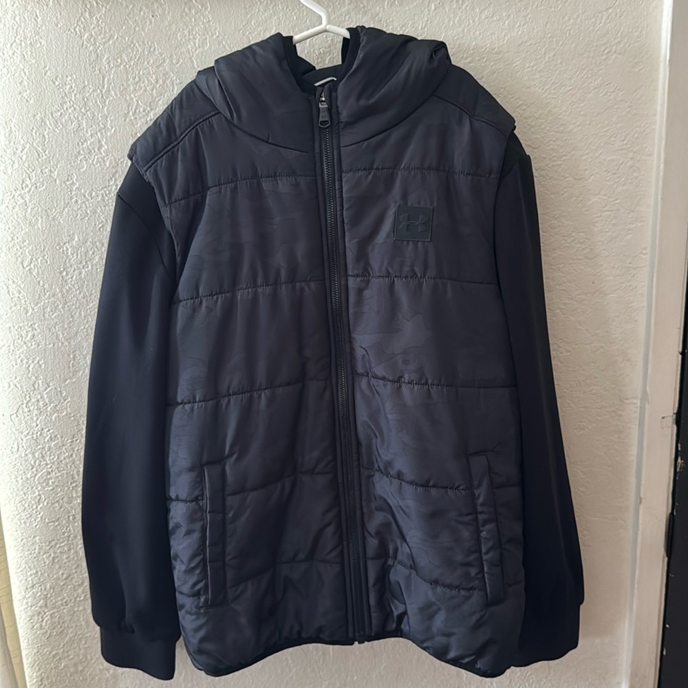 Under Armour Black Camo Jacket youth size large